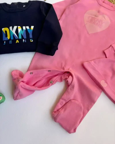 1409-سرهمی های برند dkny بهمراه کلاه خوشرنگ و جذاب برای دختر و پسرای قشنگمون - Image 3